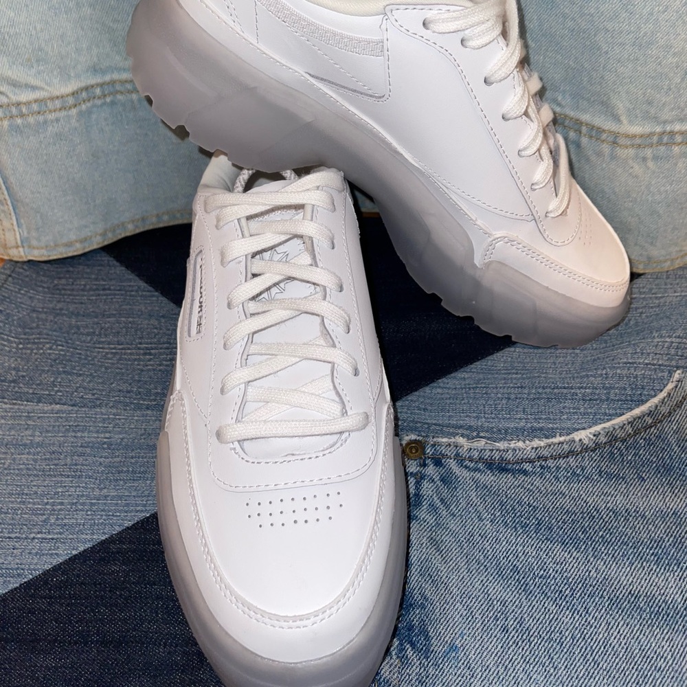 Reebok Cardi B